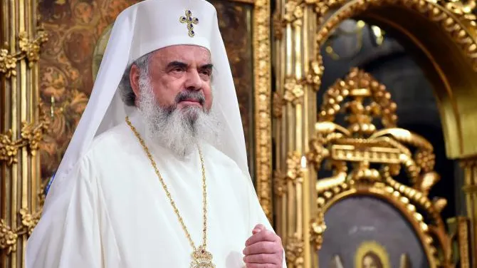 Patriarhul Daniel: Aurul faptelor bune - cea mai mare cinstire adusă Pruncului Iisus