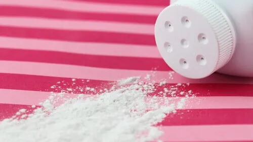 Pudra de talc care poate cauza cancer. Alertă mondială!