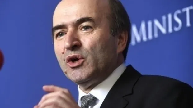 Declarații în contradictoriu. Ce spune Tudorel Toader despre amnistie și grațiere