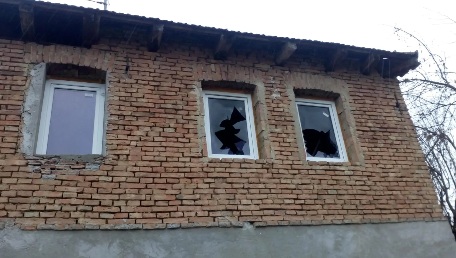 Incendiu de amploare în Mureş: Trei copii au murit intoxicaţi cu fum