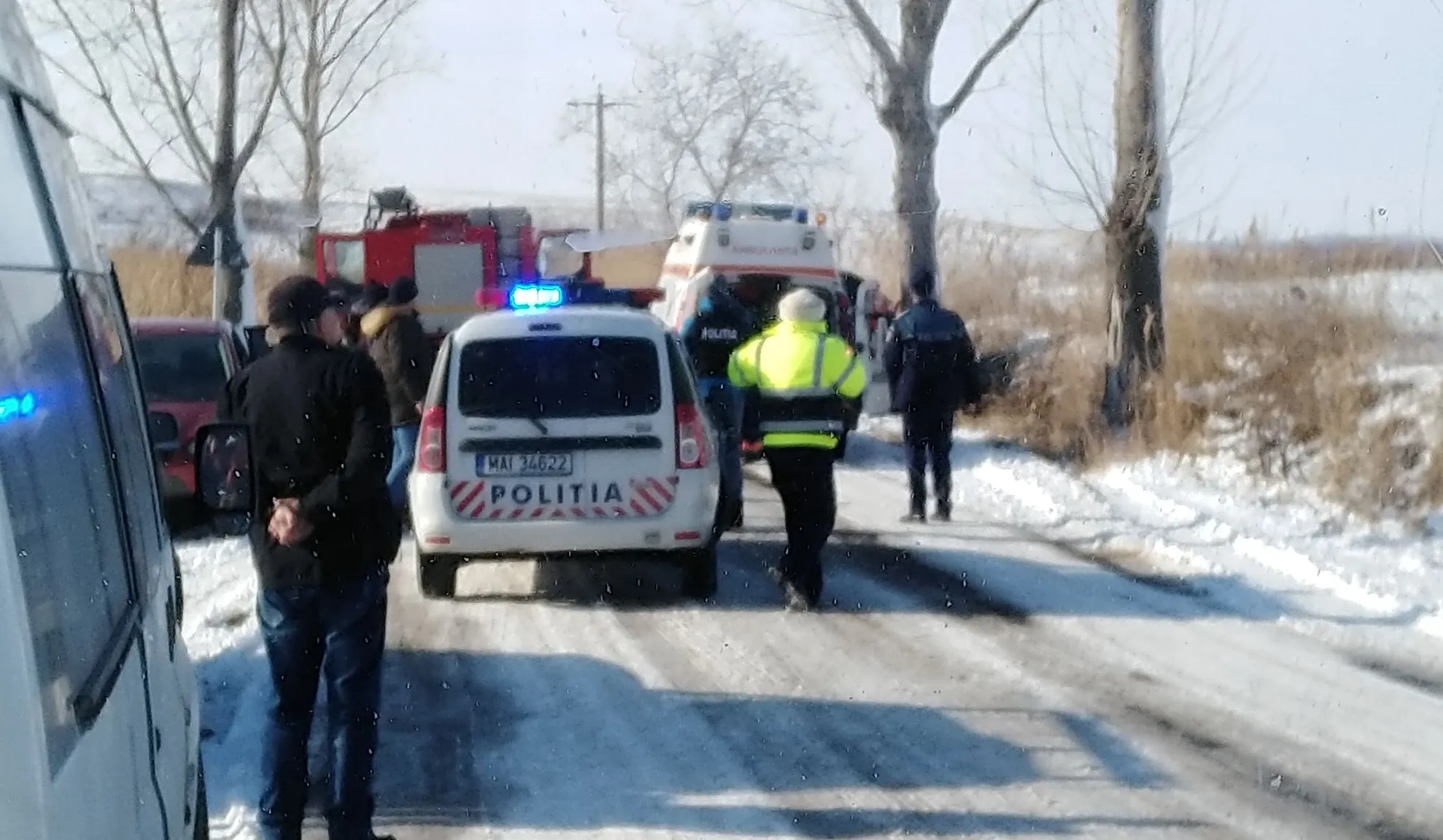 Accident grav în Tulcea. Două victime. S-a cerut intervenția elicopterului SMURD