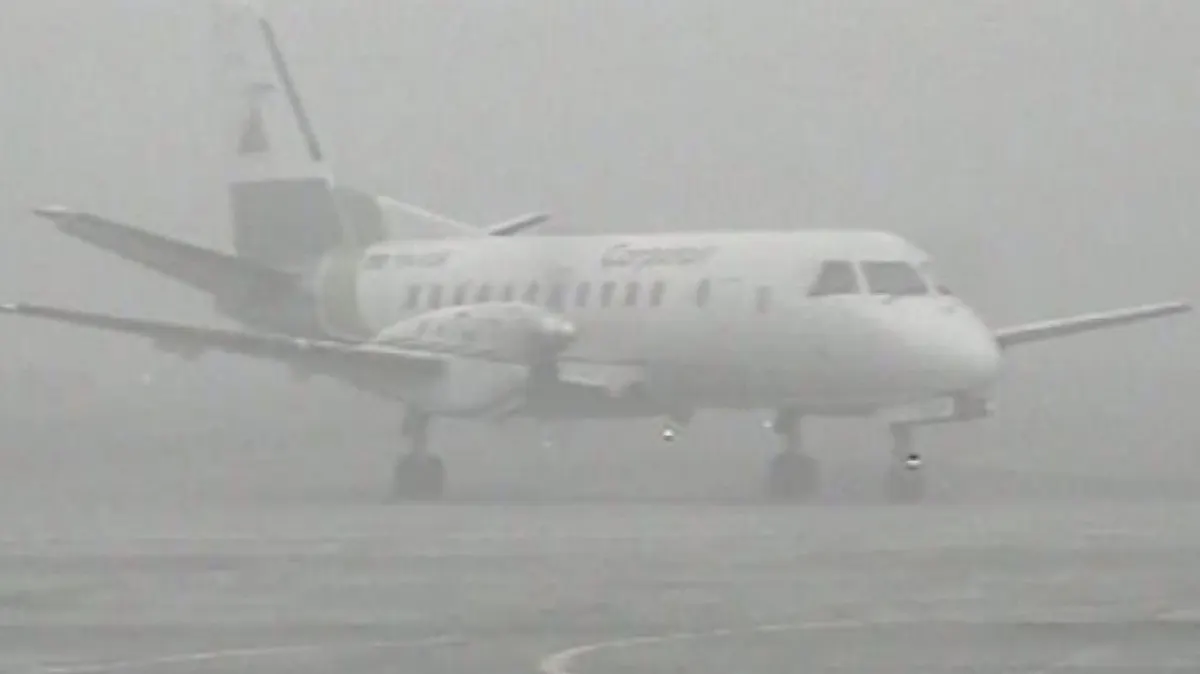 Două curse anulate pe Aeroportul Sibiu din cauza ceții
