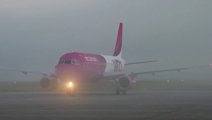 Aeroportul din Craiova, paralizat din cauza codului galben de ceaţă