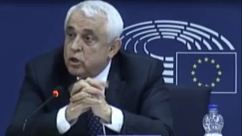 Daea a creat stupefacție la Bruxelles: "Apa e lacrima naturii"