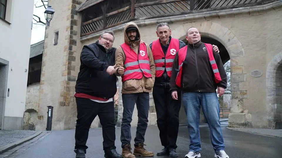 VIDEO Germania sub șoc! Patrule de extremă dreaptă pe stradă