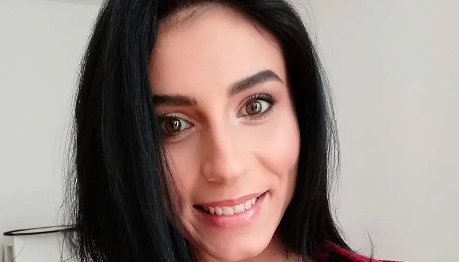 Actriţa XXX Nelly Kent, noua revelaţie din Romania, despre propunerile de sex pe care le-a primit