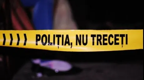 Tânărul care și-a înjunghiat fosta profesoară a fost reținut