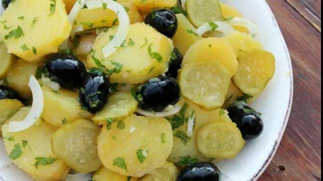Rețeta zilei: salată orientală de post. Ce să faci pentru un gust absolut delicios