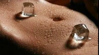 Cum te ajută gheața să ajungi la... orgasm. Este fascinant