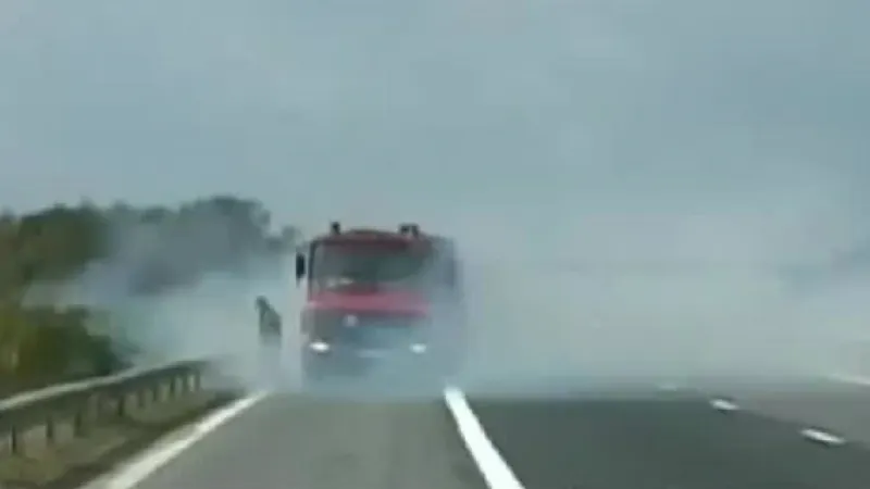Trafic îngreunat pe Autostrada Soarelui, din cauza unui incendiu (FOTO ARHIVĂ)