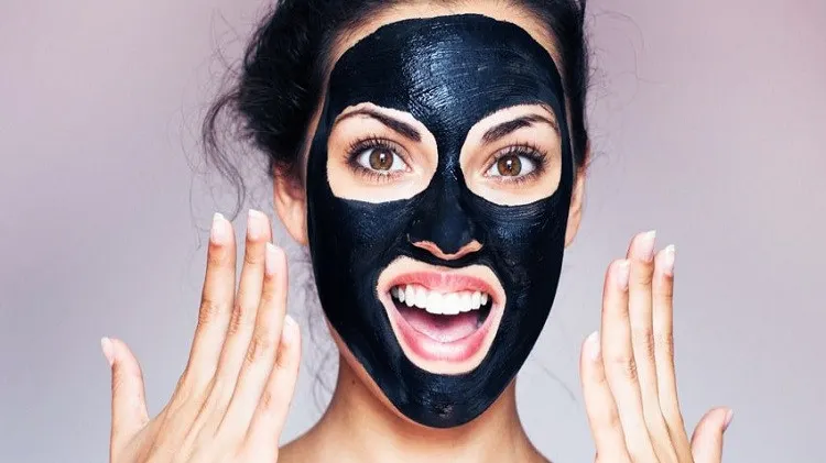 Descoperire neşteptată despre măștile cosmetice cu cărbune
