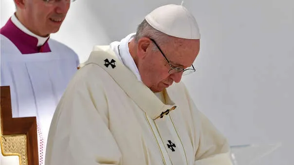 Fără precedent! Papa Francisc a recunoscut agresiunile sexuale din interiorul Bisericii Catolice