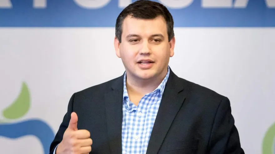 Tomac, PMP: "Cei care au elaborat Ordonanţa lăcomiei trebuiau arestaţi"