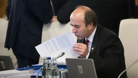 Tudorel Toader, convocat iar de Liviu Dragnea în ședință