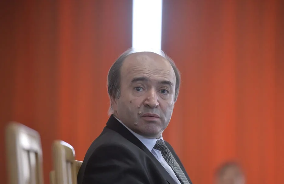 Judecătorii ies la atac: ordonanţa lui Toader, act intempestiv, un enorm pas înapoi 