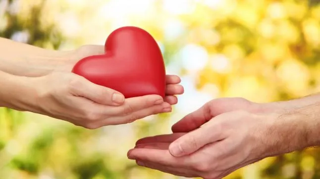 ZIUA ÎNDRĂGOSTIŢILOR 2019: Dragobete vs. Valentine's Day: Ce ar trebui să sărbătorească românii?