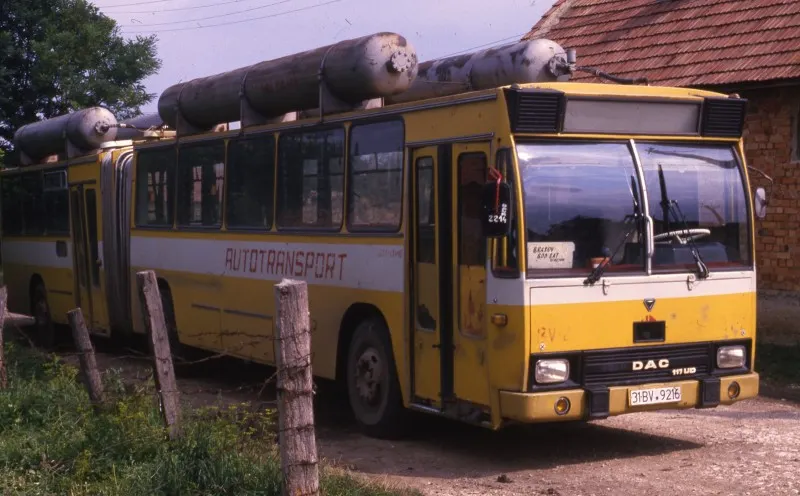 Ceauşescu îi băgase în sperieţi pe americani. De ce autobuzele româneşti erau dotate cu rachete