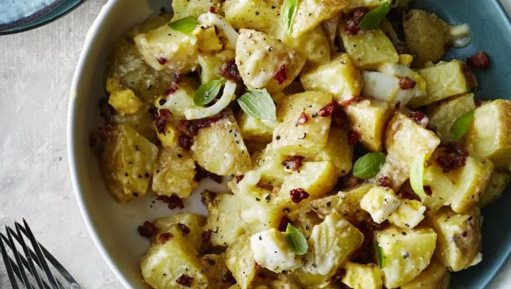Cartofi carbonara. Cum să îi prepari rapid