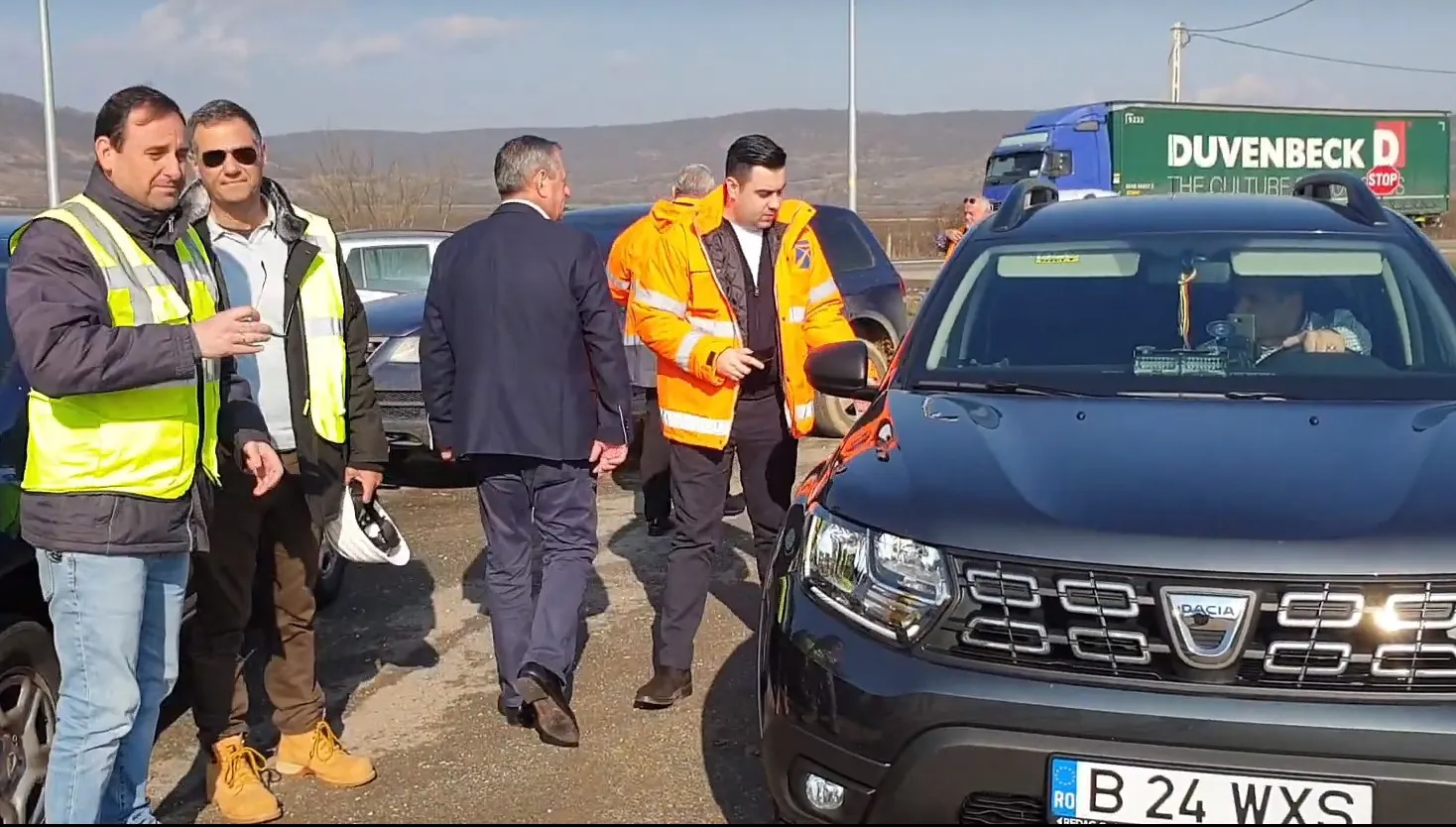 Ministrul Transporturilor, declarație neașteptată pe centură. "Nimic nu e prea scump pentru români"
