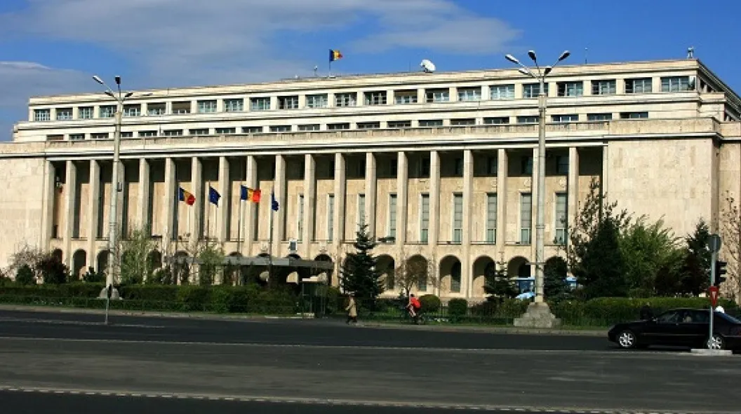Guvernul PSD favorizează firmele străine care lucrează la organizarea Euro 2020