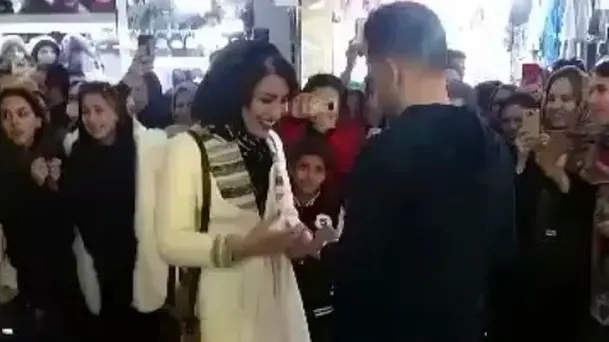 O cerere romantică ce s-a terminat cu închisoare