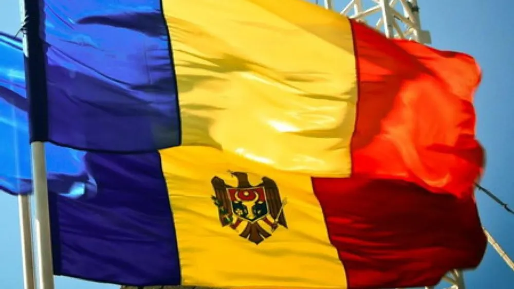 Proiectul fundamentat al REUNIFICĂRII: ”Ro + Md = RO”, prezentat de Cozmin Gușă și Petrișor Peiu