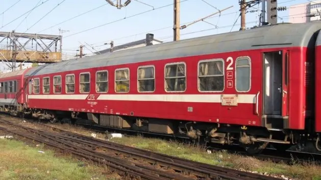 Trenuri întârziate, după ce persoane necunoscute au tăiat cablurile. CFR, anunţ important