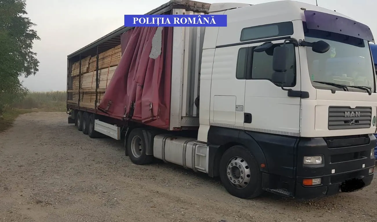 Percheziţii de amploare la grupări infracţionale specializate pe transportul de marfă extern