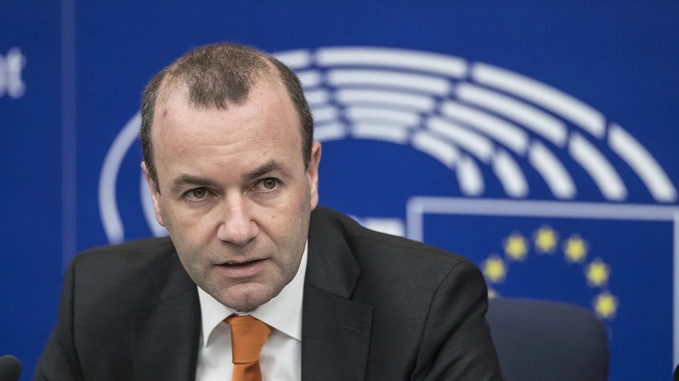 Manfred Weber vrea să sancţioneze ţările care încalcă statul de drept, inclusiv România
