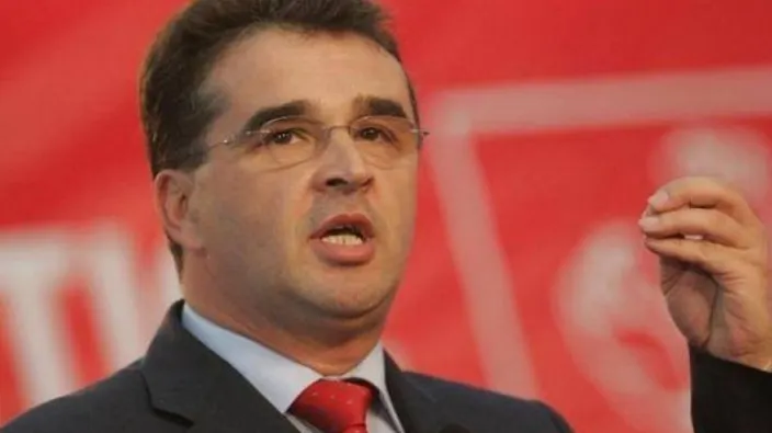 Marian Oprișan, încă un împrumut de la mama sa, fostă lucrătoare la Confecția Focșani