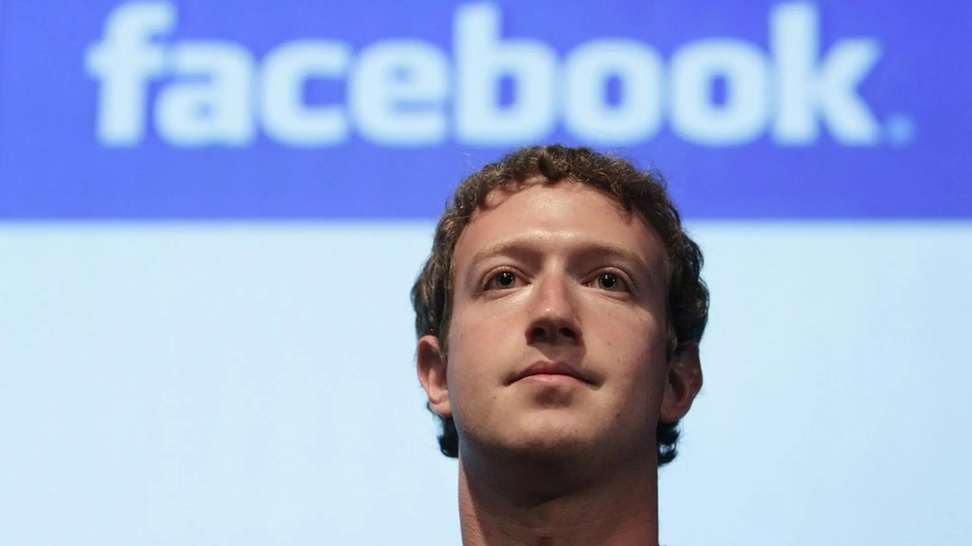 E oficial! Șeful Facebook se așteaptă la o amendă colosală! Cum s-a ajuns la asta?