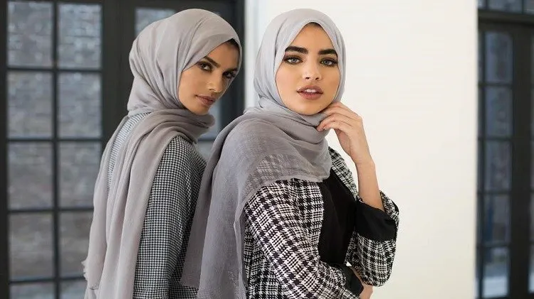 Noua modă: modestia. Ce înseamnă și cum a ajuns să fie o tendință?