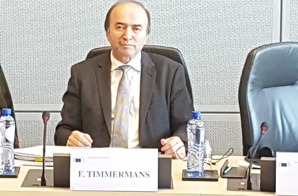 Tudorel Toader se ține de glume de 1 aprilie