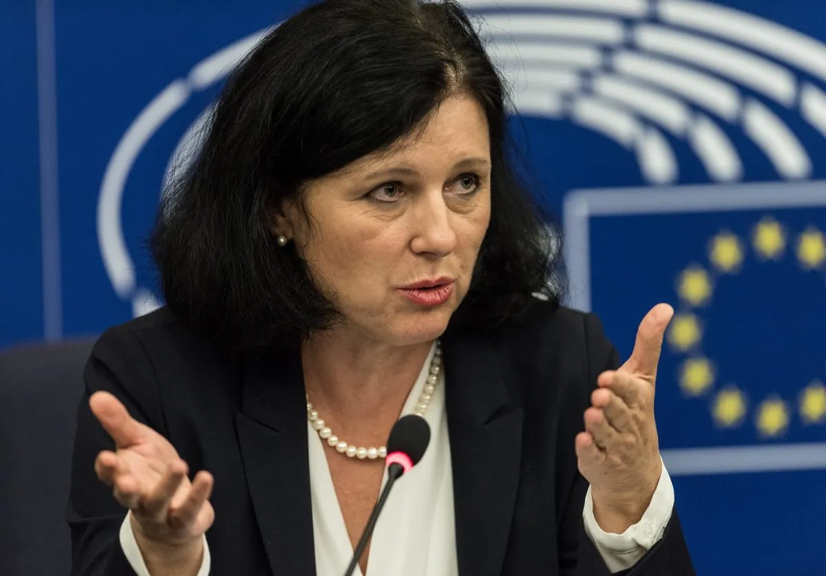 Cât de aproape este România de activarea celei mai dure sancțiuni? Comisarul pe justiție răspunde