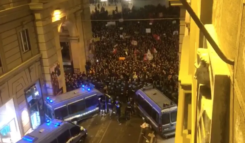 ”Ministrul urii”. Salvini zboară în sondaje, dar atrage și furia italienilor înainte de alegeri