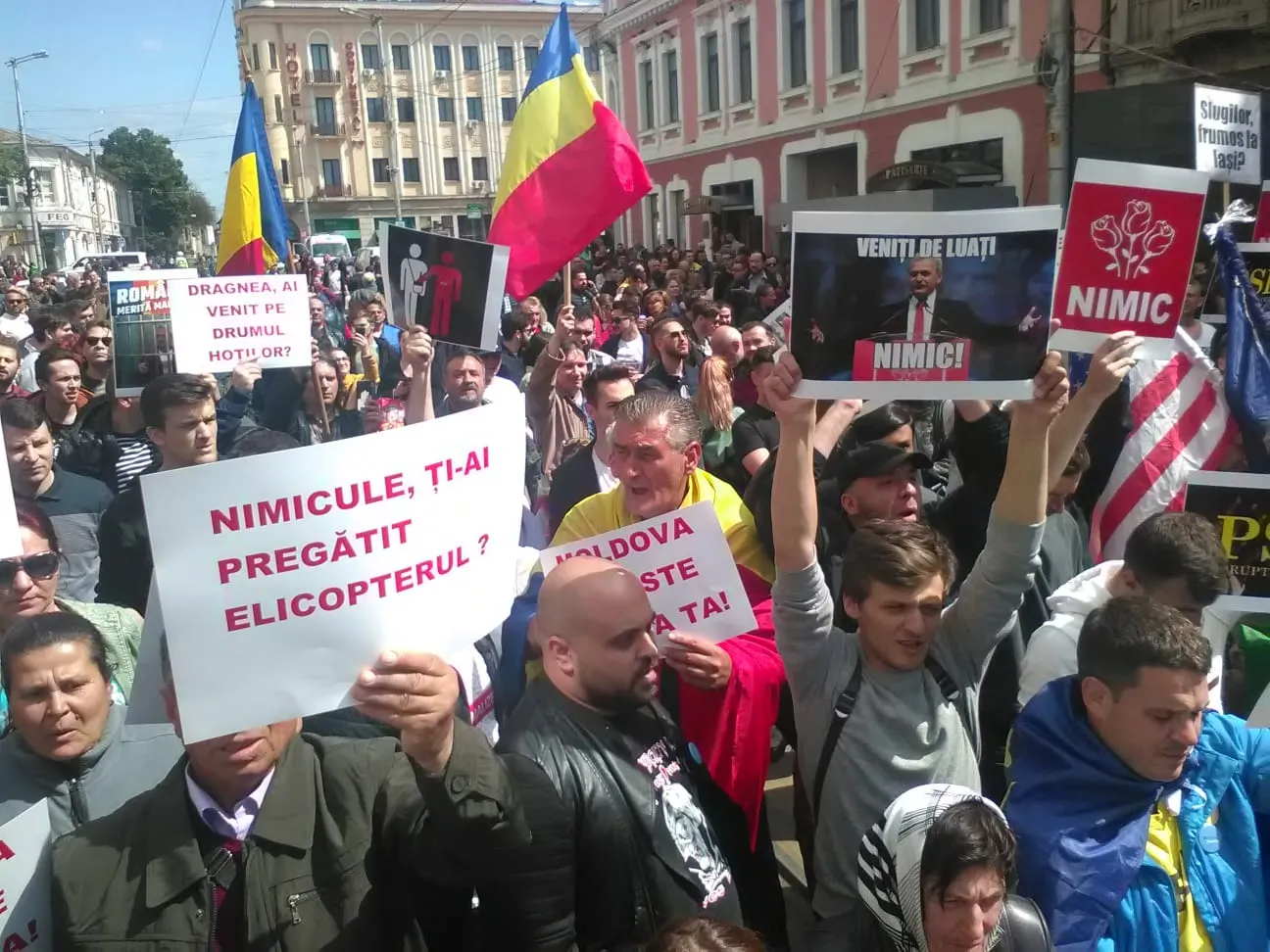Miting PSD. Jandarmi, zeci de mii de susţinători, mii de contestatari. Liviu Dragnea, dezlănţuit!  