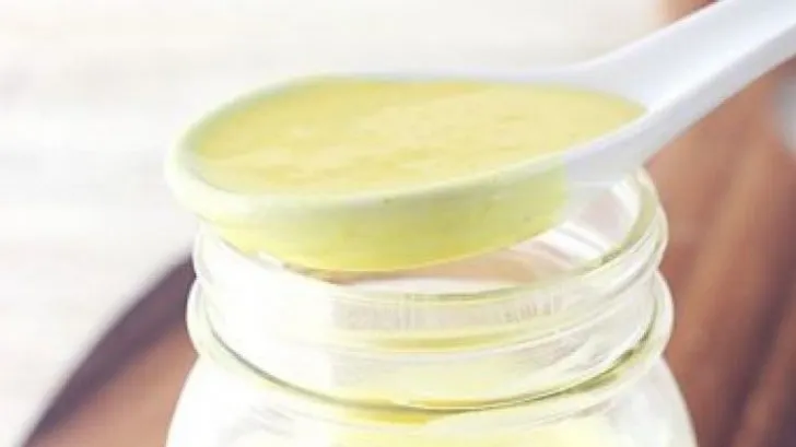 Cel mai bun dressing cu iaurt şi muştar. E simplu de preparat