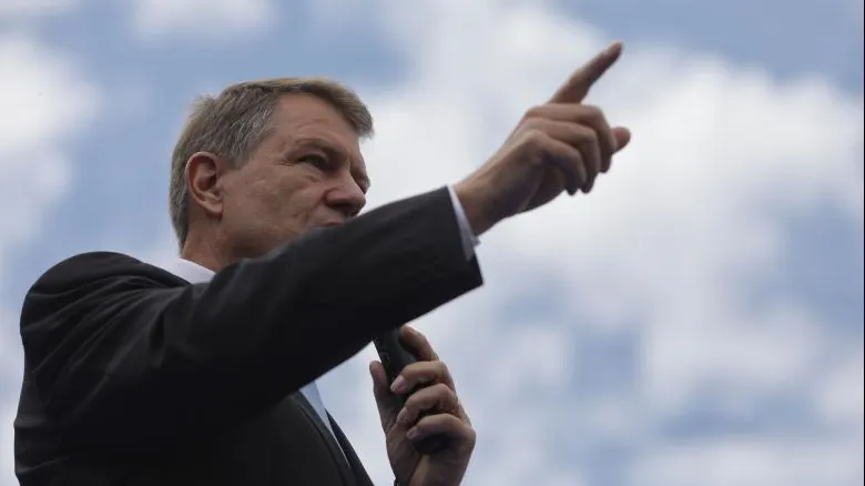 Iohannis, un nou atac devastator la PSD: "Toţi muncesc pentru hoţul din frunte!"