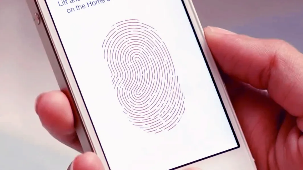 Se lucrează la un iPhone revoluționar și acum știm cum o să lase în urmă Samsung și Huawei!