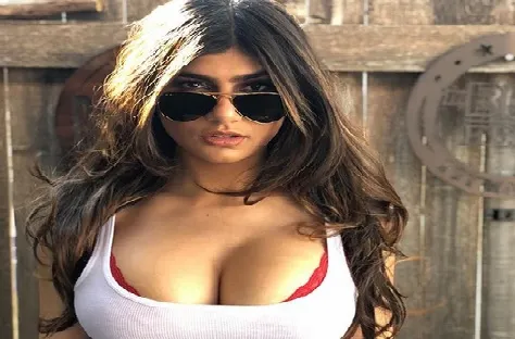 Cum arăta Mia Khalifa adolescentă, înainte de a deveni vedetă XXX. Fotografia care a şocat!