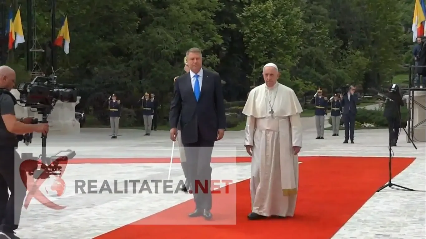 Iohannis, mesaj-cheie după vizita Papei