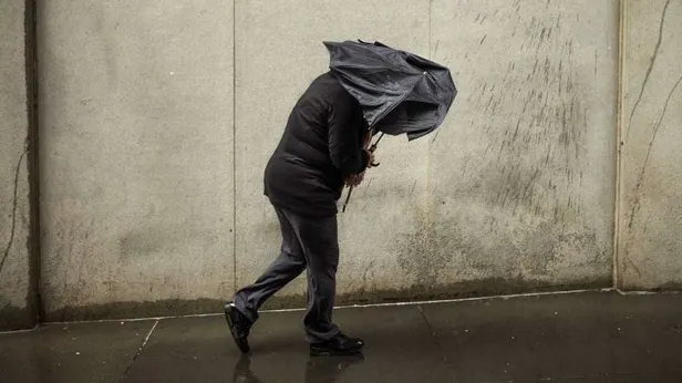Cod galben de fenomene meteo periculoase. Informare meteo de vijelii puternice, până diseară. HARTA 