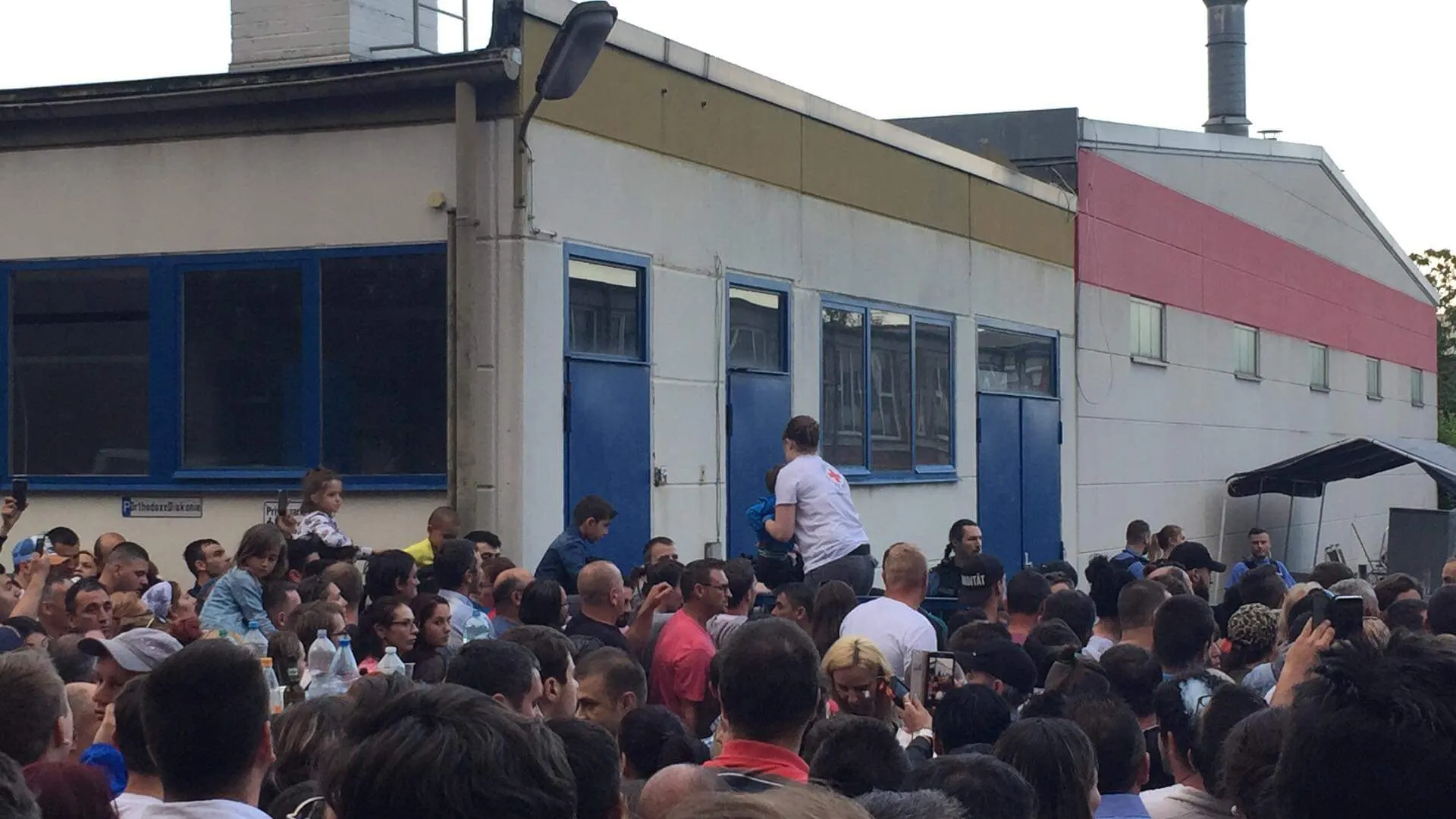 PSD, umilit de alegători din diaspora: 3,09%. USR PLUS, pe primul loc: 41,42%