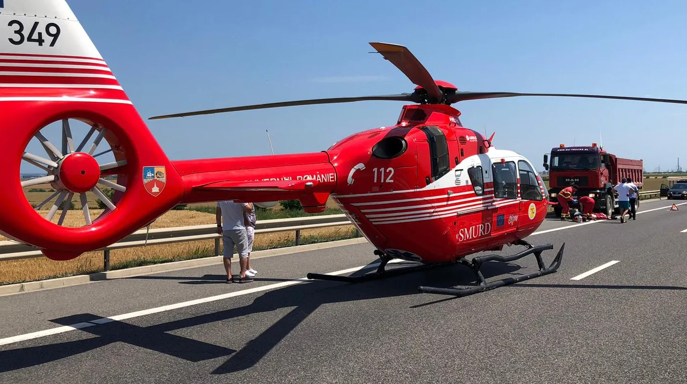Val de accidente grave pe Autostrada Soarelui de Rusalii. Elicopterul SMURD, în acțiune 