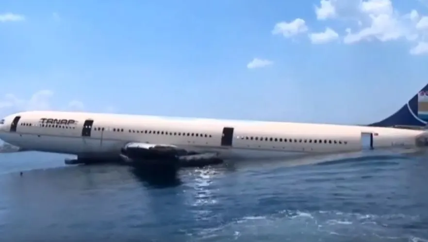 Airbus A300 scufundat intenționat în Marea Egee