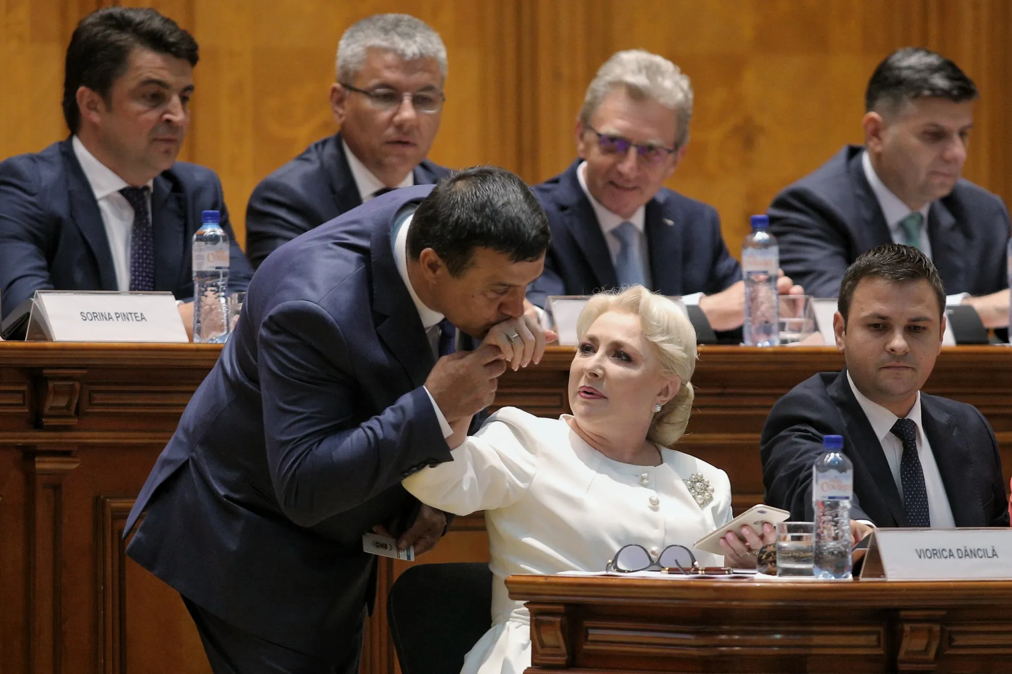 Dăncilă anunță o serie de schimbări în domeniul adopțiilor