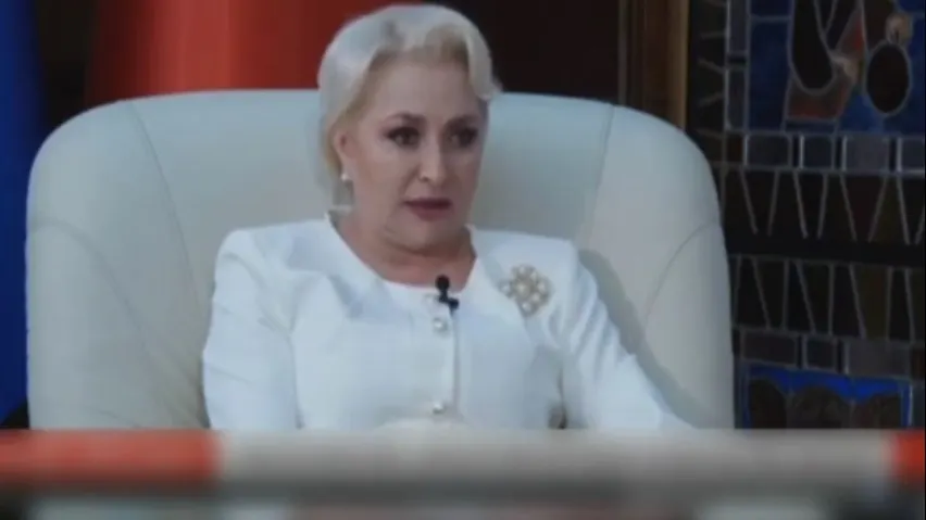 După gafa cu "sex-ul", Dăncilă lovește cu "masajul"