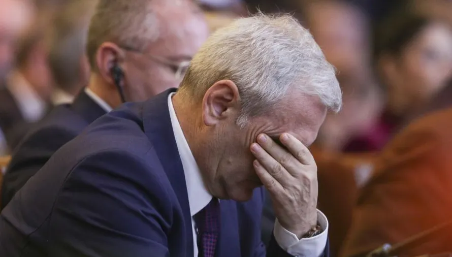 O nouă lovitură pentru Dragnea: corupţii, exceptaţi de la eliberarea condiţionată