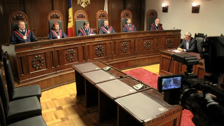 Comisia de la Veneția: Nu s-au întrunit condițiile pentru dizolvarea Parlamentului din R. Moldova