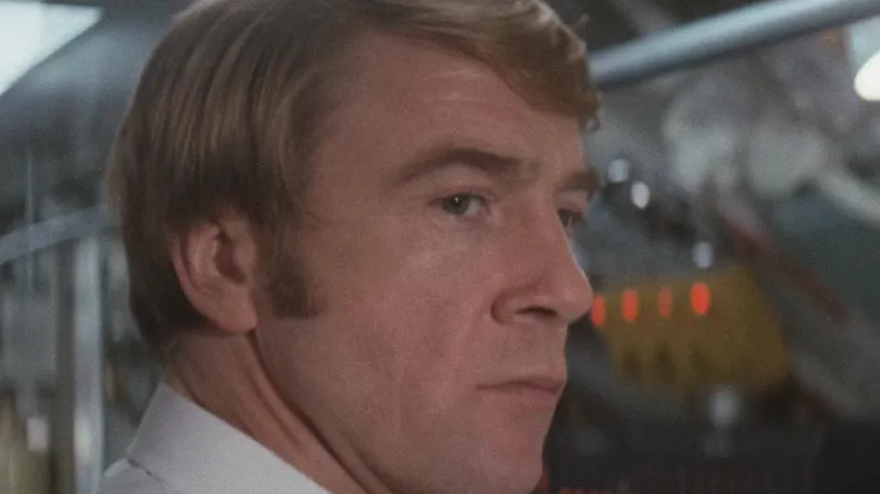Un star din seria "James Bond" a murit la 81 de ani